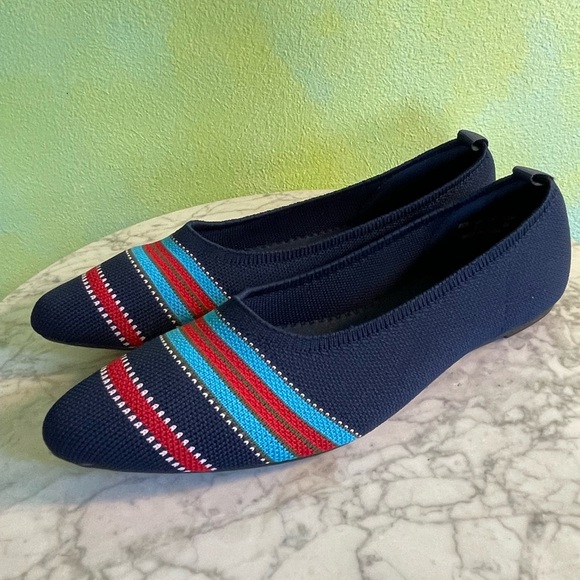 Shoes - Chic Navy Flats with Multicolor Stripes